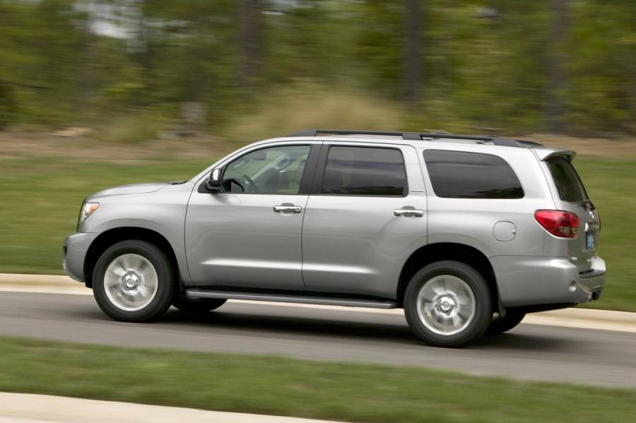  Toyota Sequoia 2007 года  (фото 16 из 66)